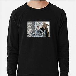 Snow White and the Huntsman received mixed reviews Snow White And The Huntsman Sweatshirts