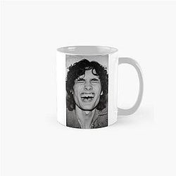 Somber singer and girls Classic Mug