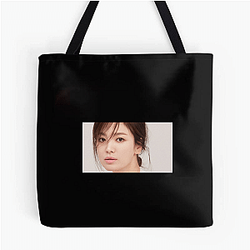 Red Carpet Queen Song Hye Kyo Bags