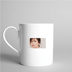 Red Carpet Queen Song Hye Kyo Mugs