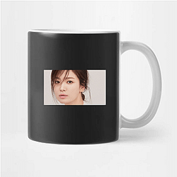 Red Carpet Queen Song Hye Kyo Mugs