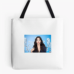 Hollywood Starlet Song Hye Kyo Bags