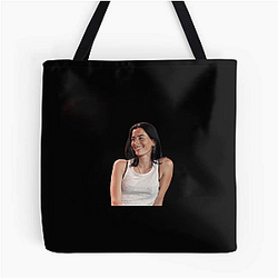 Stella Lefty inspires bold fashion choices. Stella Lefty Bags