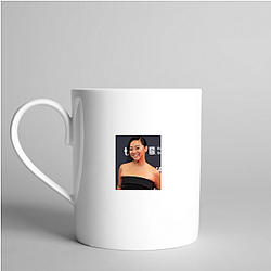 Style Icon Stephanie Hsu Mugs