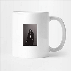 Red Carpet Queen Stephanie Hsu Mugs