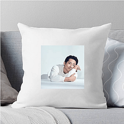 Screen Heartthrob Steven Yeun Pillows Cover