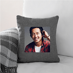Hollywood Hunk Steven Yeun Pillows Cover