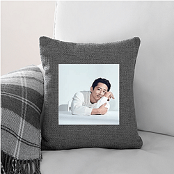 Screen Heartthrob Steven Yeun Pillows Cover