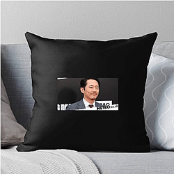 Versatile Actor Steven Yeun Pillows Cover