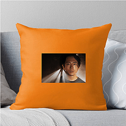 Box Office King Steven Yeun Pillows Cover