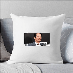 Versatile Actor Steven Yeun Pillows Cover