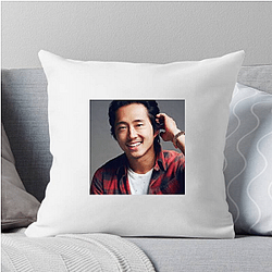 Hollywood Hunk Steven Yeun Pillows Cover