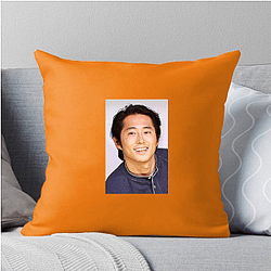 Legendary Actor Steven Yeun Pillows Cover