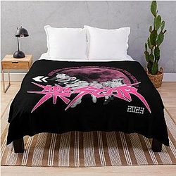 Rock Star Stray Kids Throw Blanket