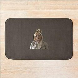 Gerri From Succession with a Crown Bath Mat