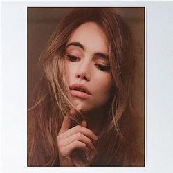 Suki Waterhouse