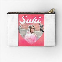 Suki Waterhouse with Zipper Pouch