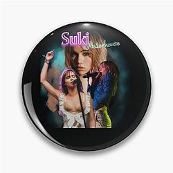 Suki Waterhouse Pin