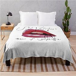 Suki Waterhouse Throw Blanket