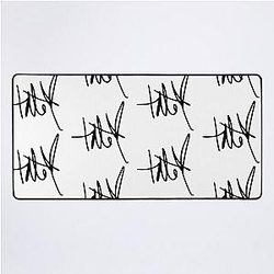 Tate McRae Autograph Mat