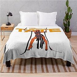 Tate McRae Pop Star Vibes Throw Blanket