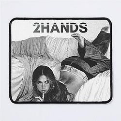Tate Mcrae 2 Hands Mouse Pad