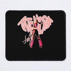 Bygone Tate McRae outfit mouse pad
