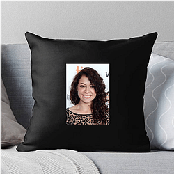 Hollywood Starlet Tatiana Maslany Pillows Cover