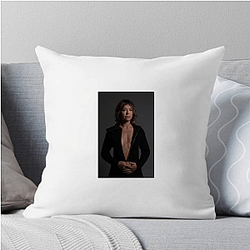 Academy Award Winner Tatiana Maslany Pillows Cover