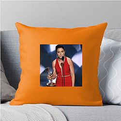 Glamorous Diva Tatiana Maslany Pillows Cover