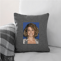 Breakout Actress Tatiana Maslany Pillows Cover