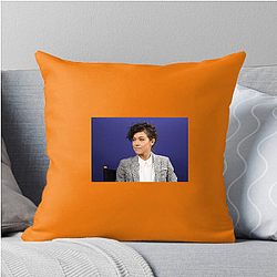 Silver Screen Goddess Tatiana Maslany Pillows Cover