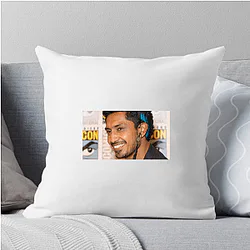 Tenoch Huerta Merchandise Tenoch Huerta Pillows Cover