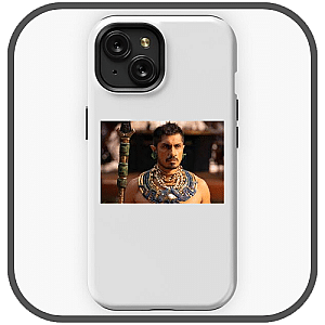 Tenoch Huerta Cases