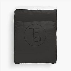 The front bottom logo Essential T-Shirt Duvet Cover