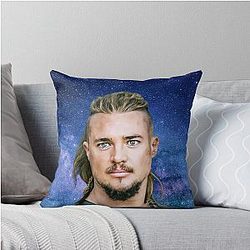 Uhtred of Bebbanburg, The Last Kingdom