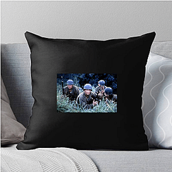 The Thin Red Line Merchandise The Thin Red Line Pillows Cover