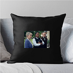 The Thursday Murder Club members solve cold case murders for enjoyment The Thursday Murder Club Pillows Cover