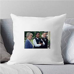 The Thursday Murder Club members solve cold case murders for enjoyment The Thursday Murder Club Pillows Cover
