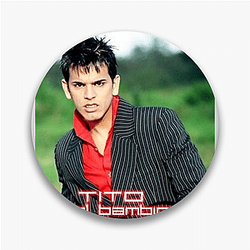 Tito El Bambino sings Reggaeton Tito El Bambino Pins