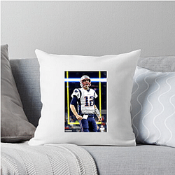 Tom Brady holds many NFL passing records Tom Brady Pillows Cover