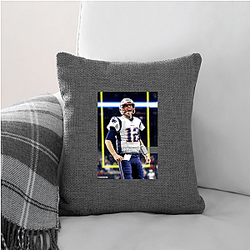 Tom Brady holds many NFL passing records Tom Brady Pillows Cover