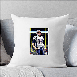 Tom Brady holds many NFL passing records Tom Brady Pillows Cover