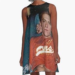 Illustration Tom Holland Dress
