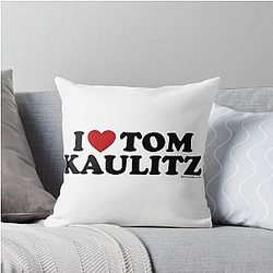 I Love Tom Kaulitz Design Throw Pillow