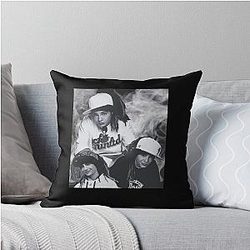 Tom Kaulitz Throw Pillow