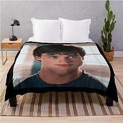 Tom Welling Throw Blanket