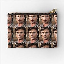 Tom Welling Pouch