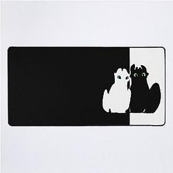 Toothless and his girlfriendDesk Mat