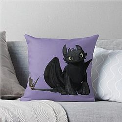 Toothless Night Fury Throw Pillow